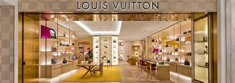 louis vuitton empresa|barcelona louis vuitton outlet.